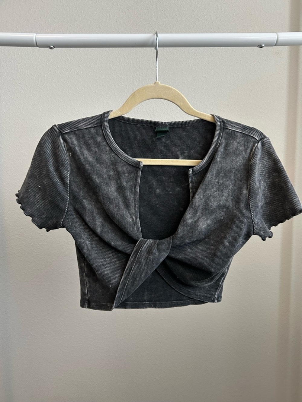 Wild Fable Twist-Front Crop Top